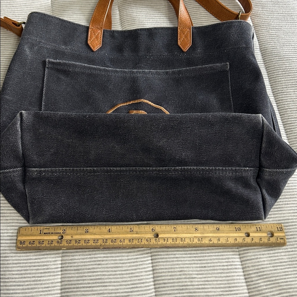 Thirty-One Initial “P” Shoulder Bag Purse Tote - Picture 8 of 12